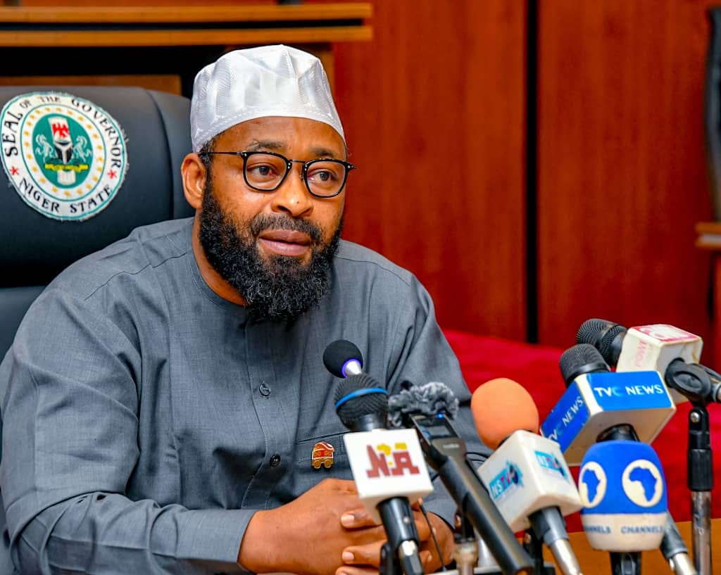 four students killed in accident involving Niger governor convoy